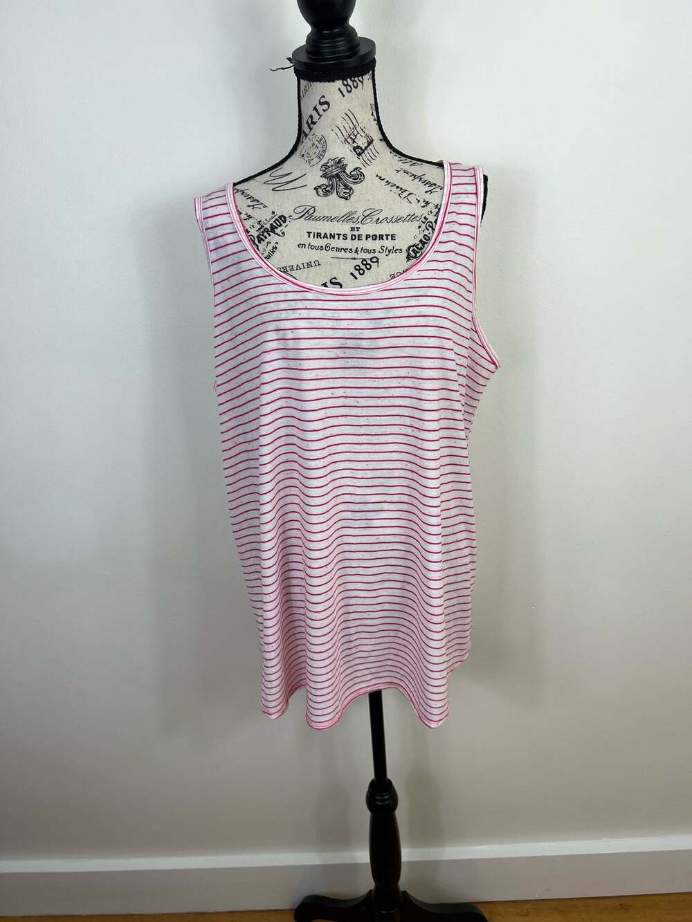 Terra & Sky Pink and white striped dots lightweight Tank top